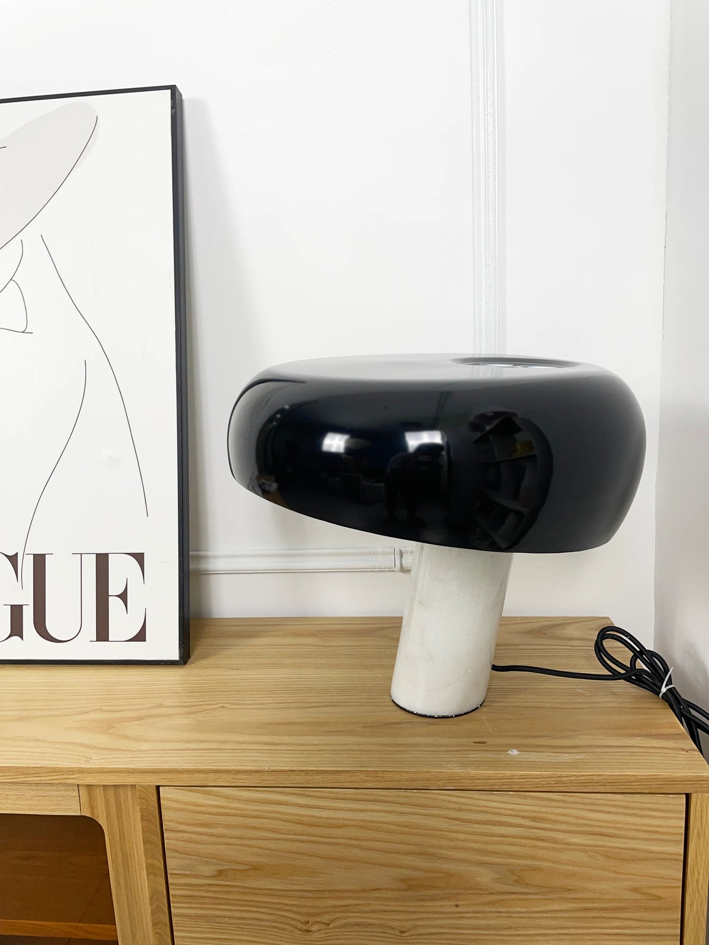 Snoopy Marble Table Lamp - Nuvé