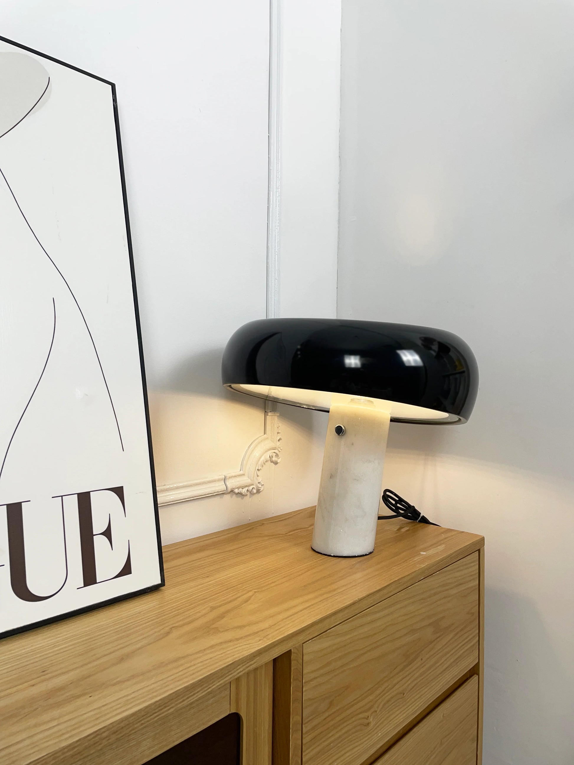Snoopy Marble Table Lamp - Nuvé