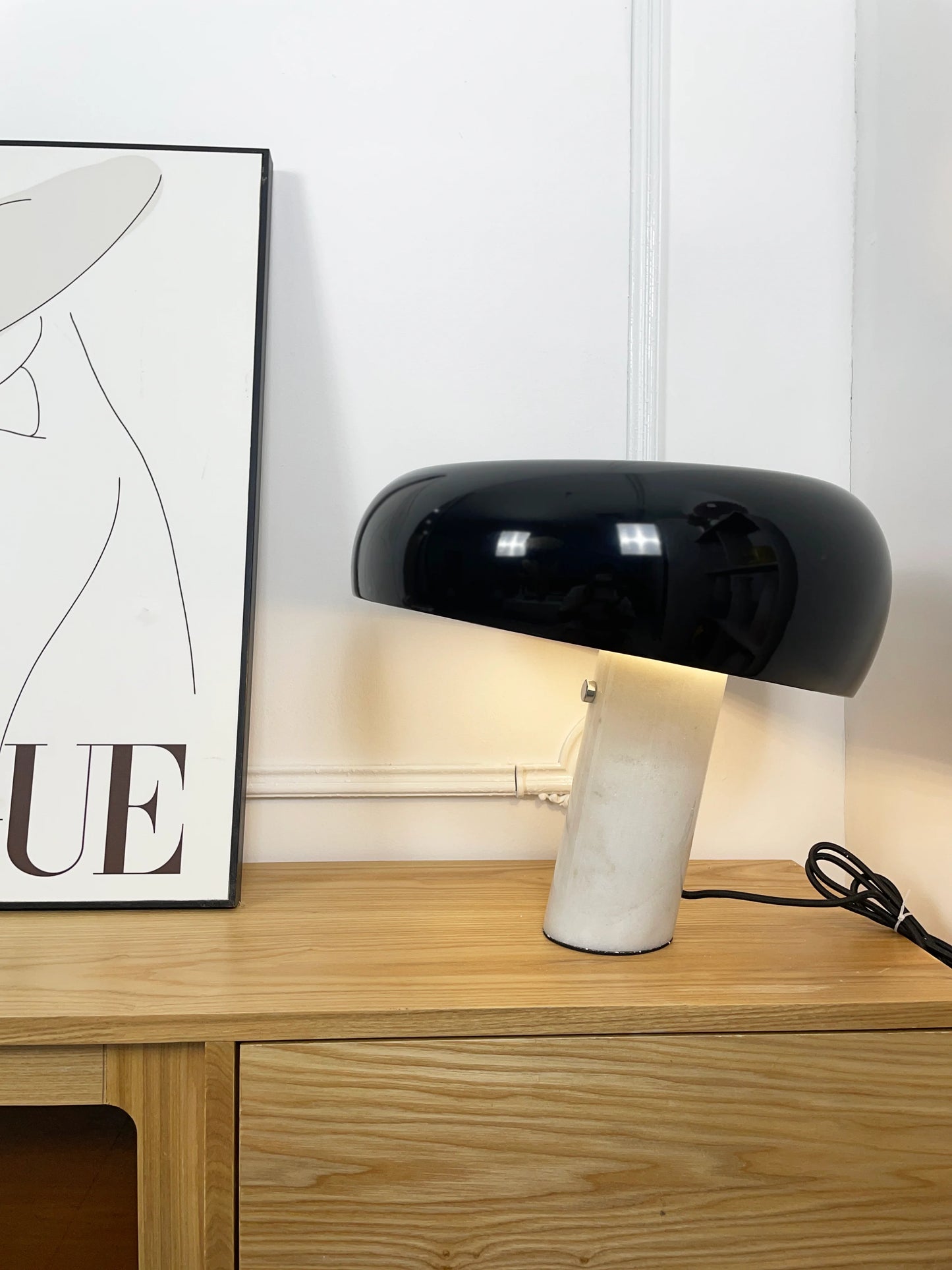Snoopy Marble Table Lamp - Nuvé