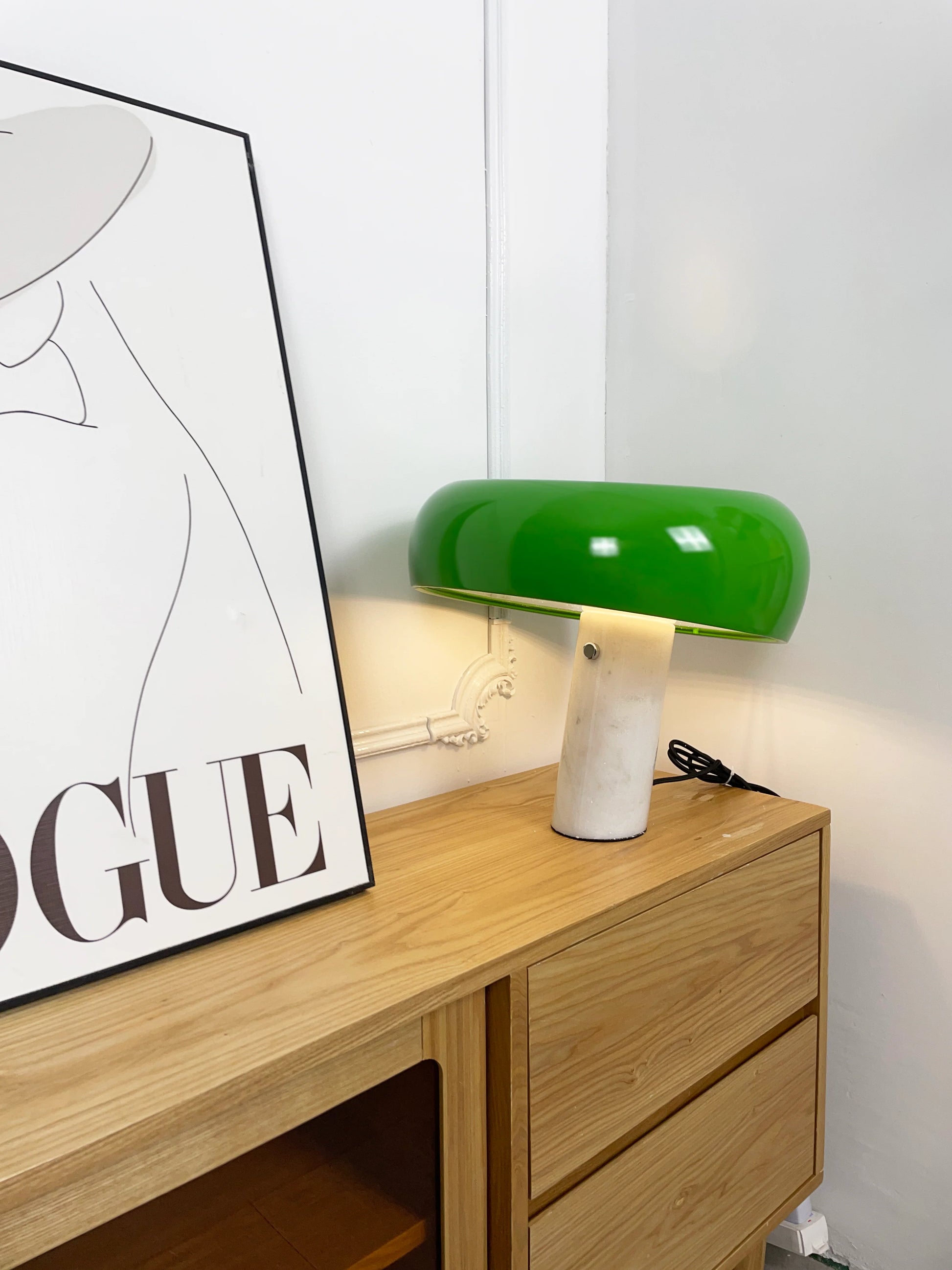 Snoopy Marble Table Lamp - Nuvé