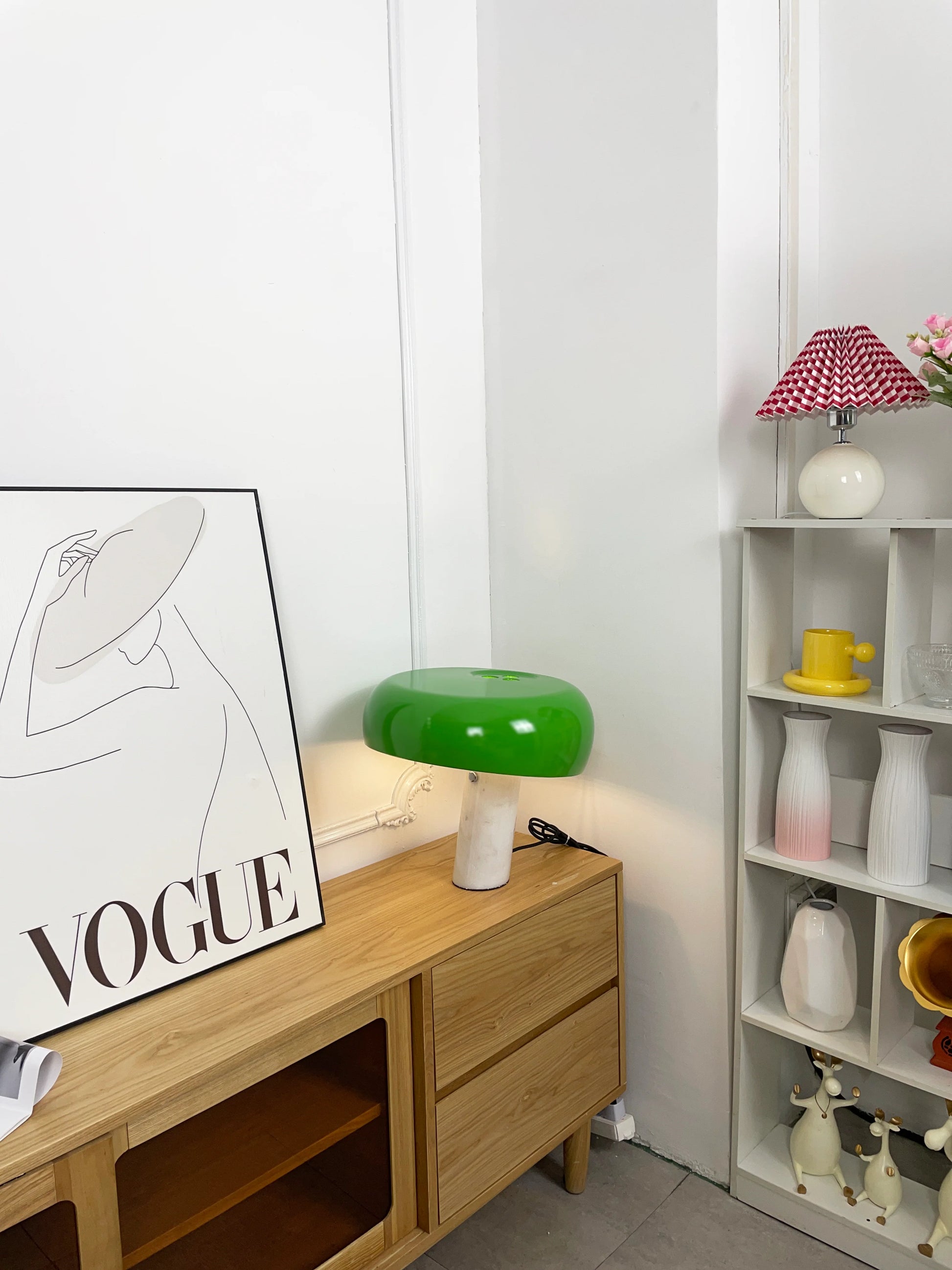 Snoopy Marble Table Lamp - Nuvé