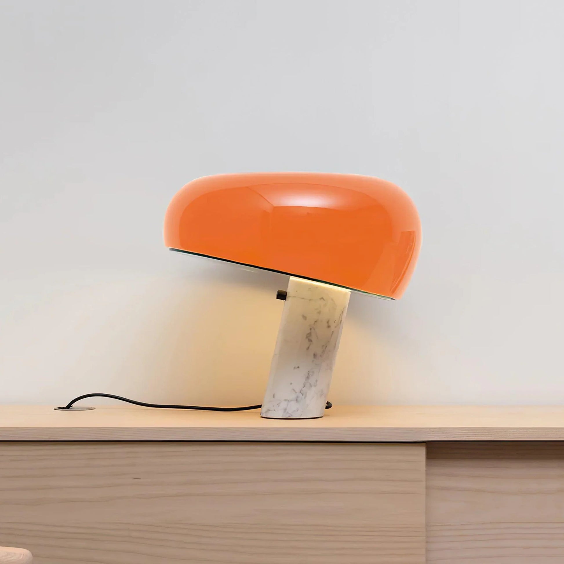 Snoopy Marble Table Lamp - Nuvé