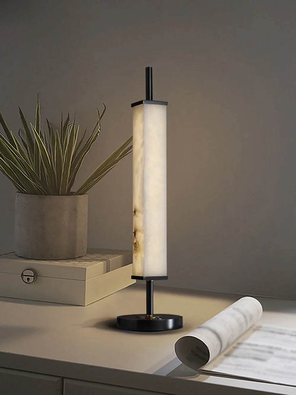 Spere Cuboid Alabaster Table Lamp - Nuvé