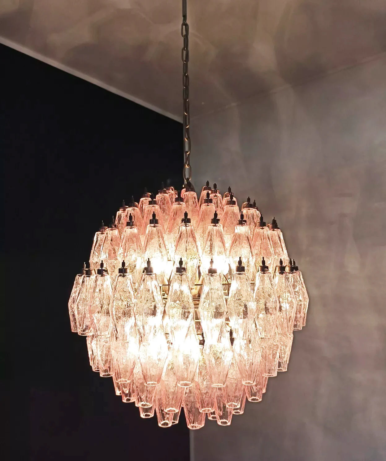 Spherical Murano Poliedri Pink Glass Chandelier - Nuvé