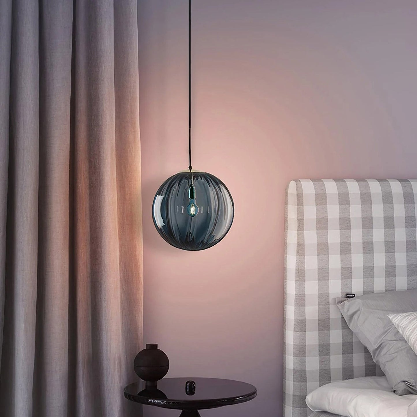 Spherical lampshade Pendant Light