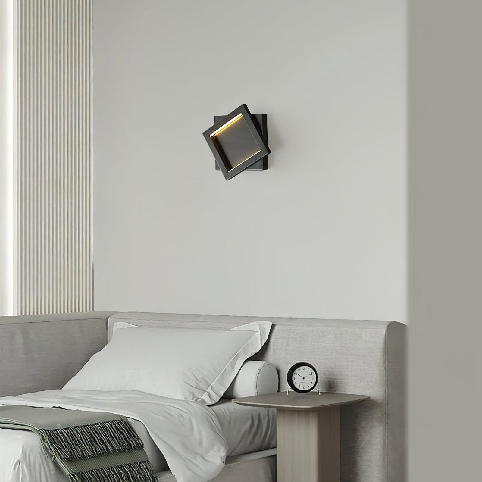 Square Wall Lamp - Nuvé