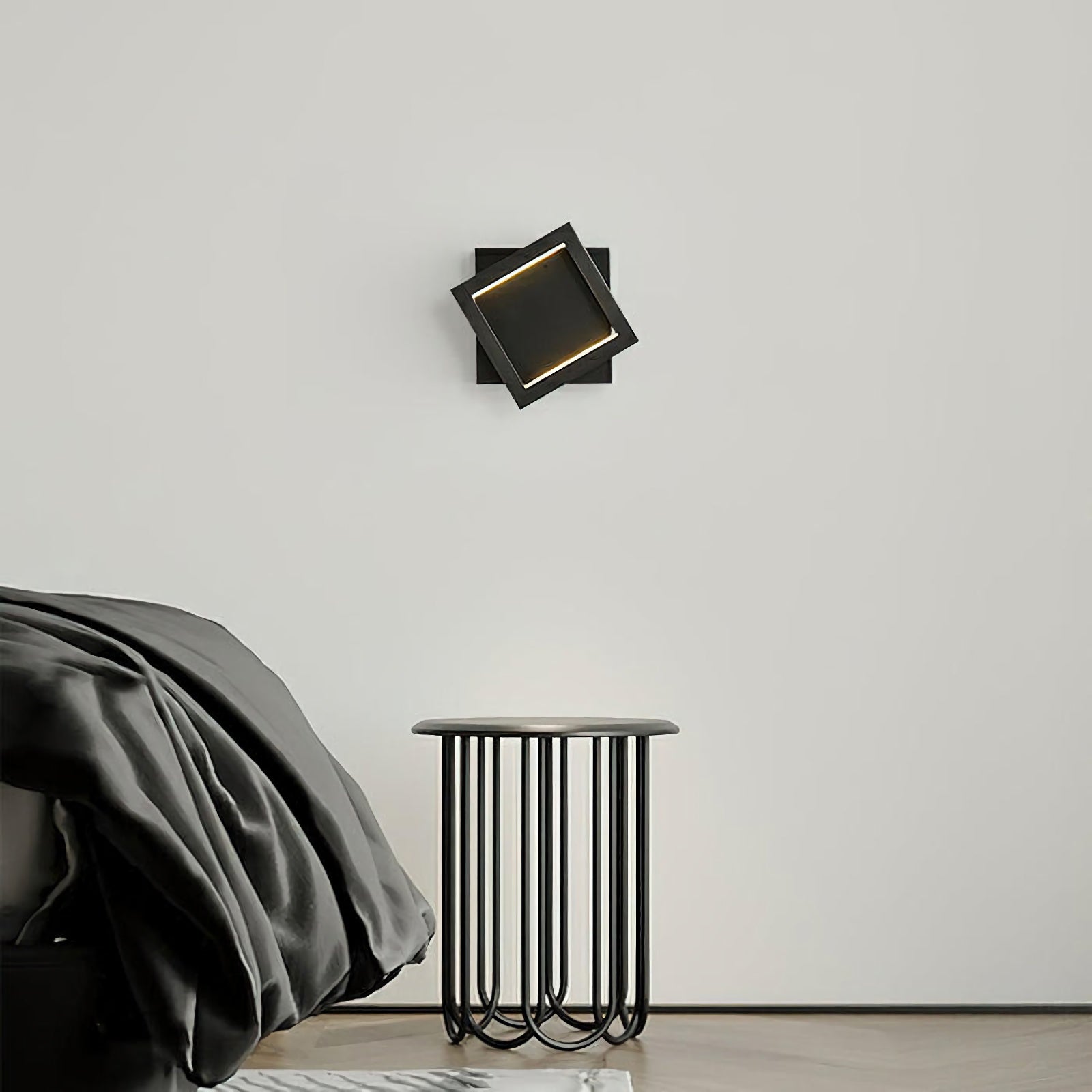 Square Wall Lamp - Nuvé
