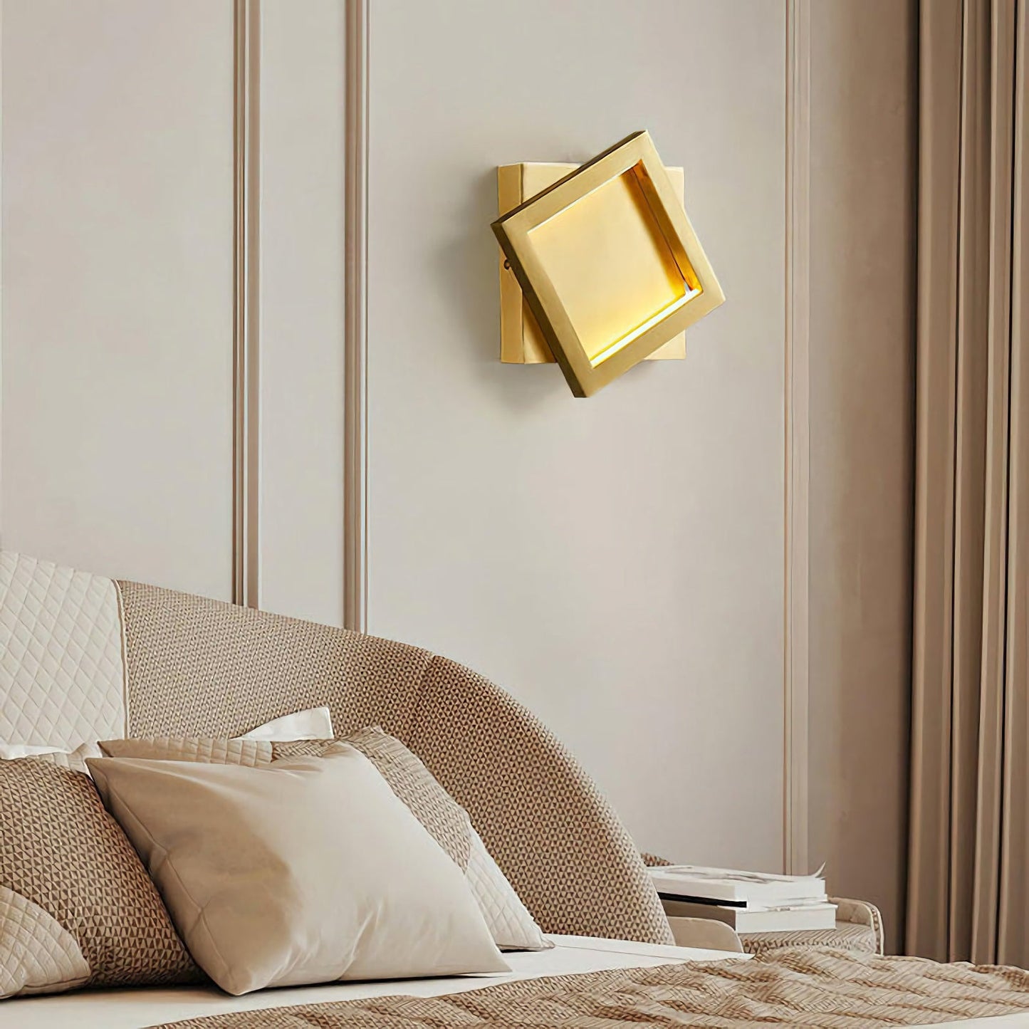 Square Wall Lamp - Nuvé