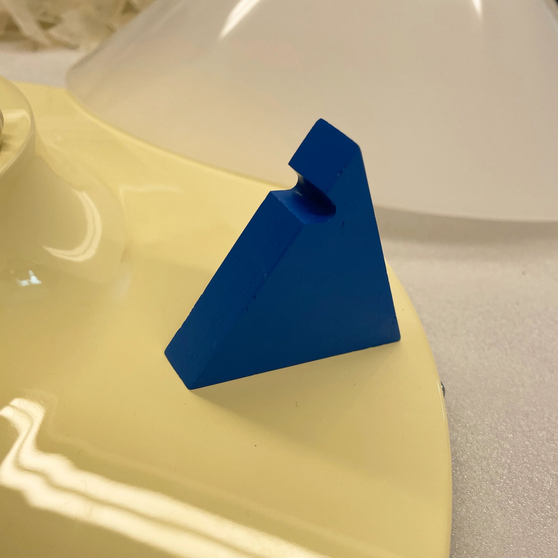 Modern Stoja Acryli Ceiling Lamp - Nuvé
