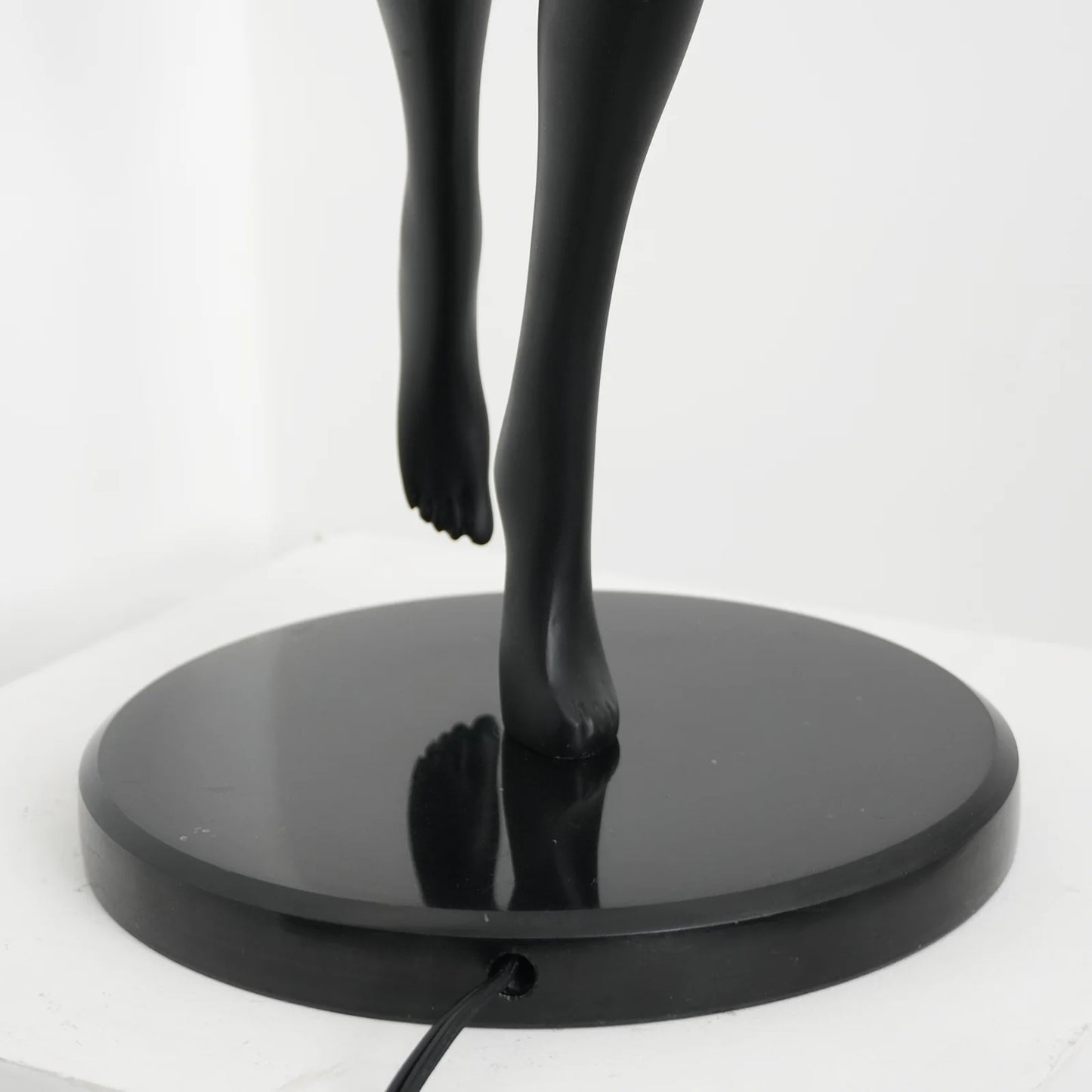 Stursa Sculpture Figure Floor Lamp - Nuvé