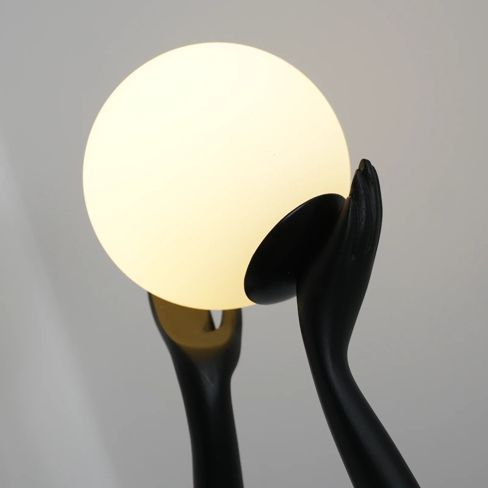 Stursa Sculpture Figure Floor Lamp - Nuvé