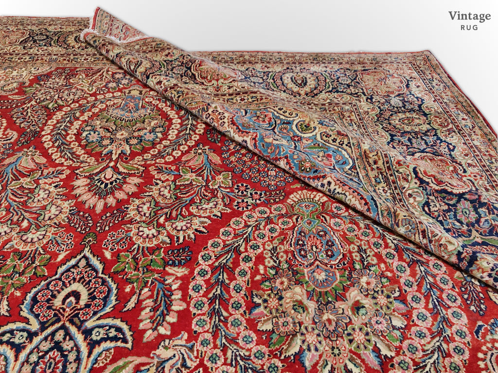 Antique Persian Kasvin (10'09"x17'08") red/navy - Nuvé
