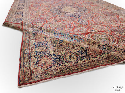Antique Persian Kasvin (10'09"x17'08") red/navy - Nuvé