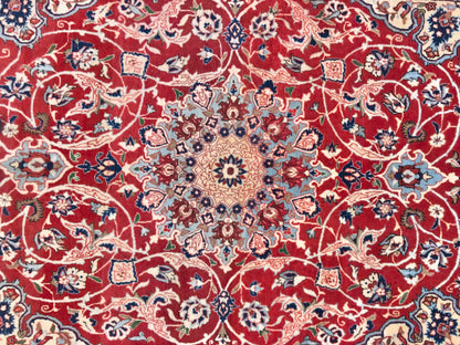 Vintage Persian Isfahan (4'11"x7'09") red/lt.blue - Nuvé