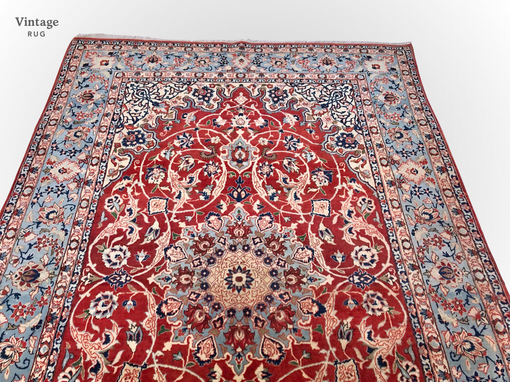 Vintage Persian Isfahan (4'11"x7'09") red/lt.blue - Nuvé