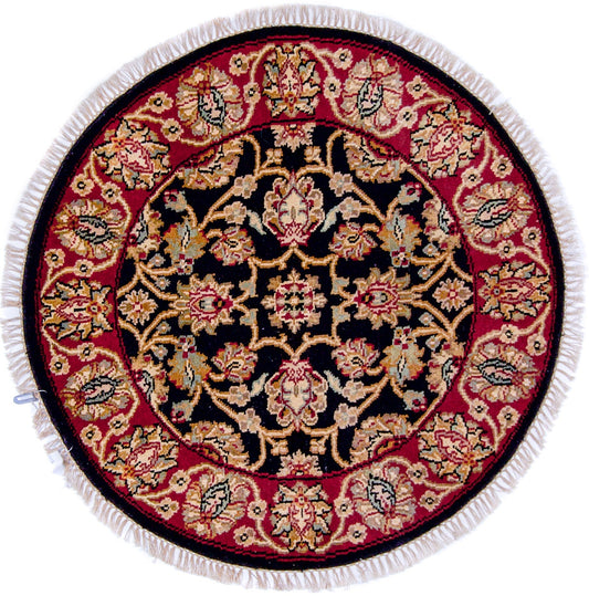 Indo-Persian blk/dkred 3' Round - Nuvé