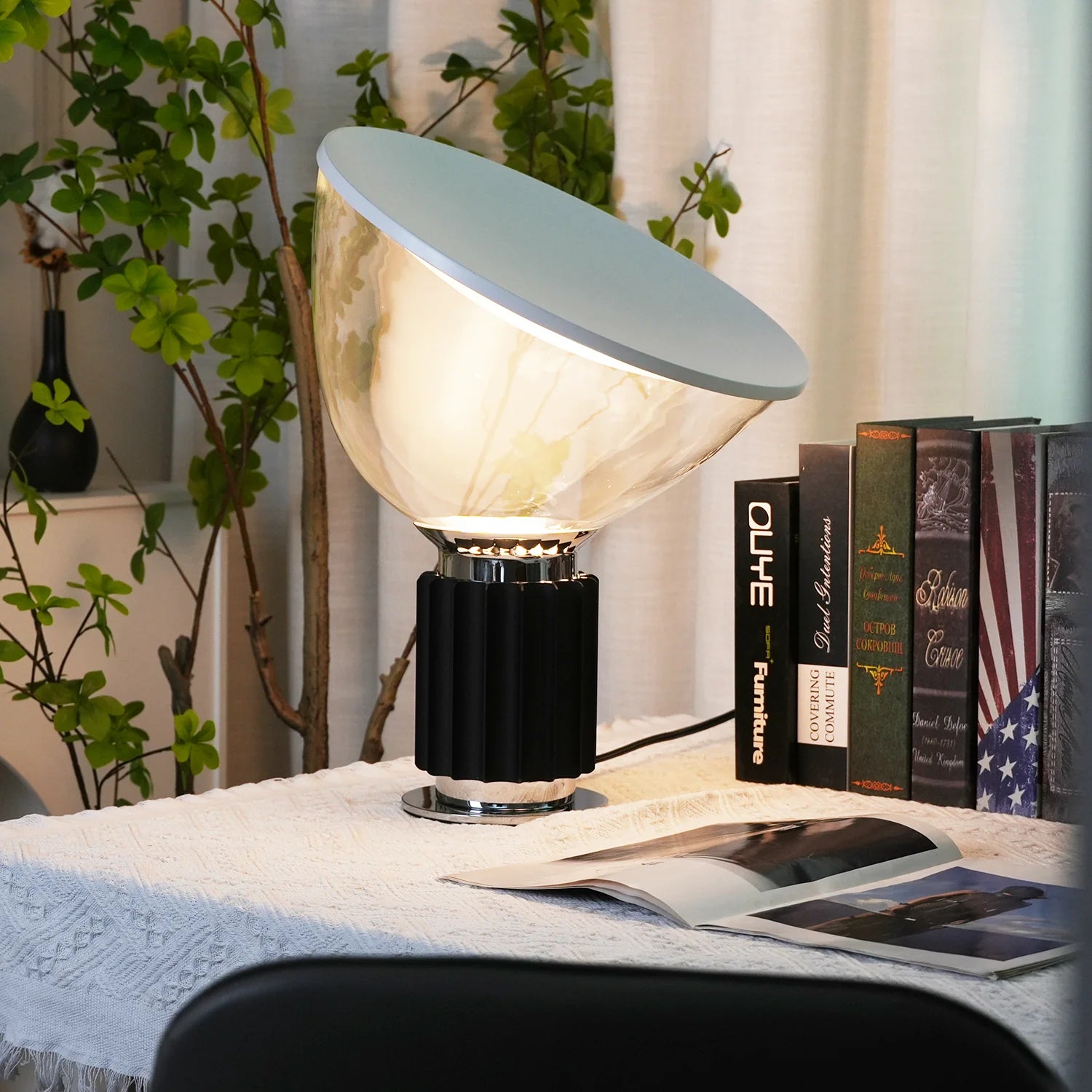 Taccia Glass Table Lamp - Nuvé