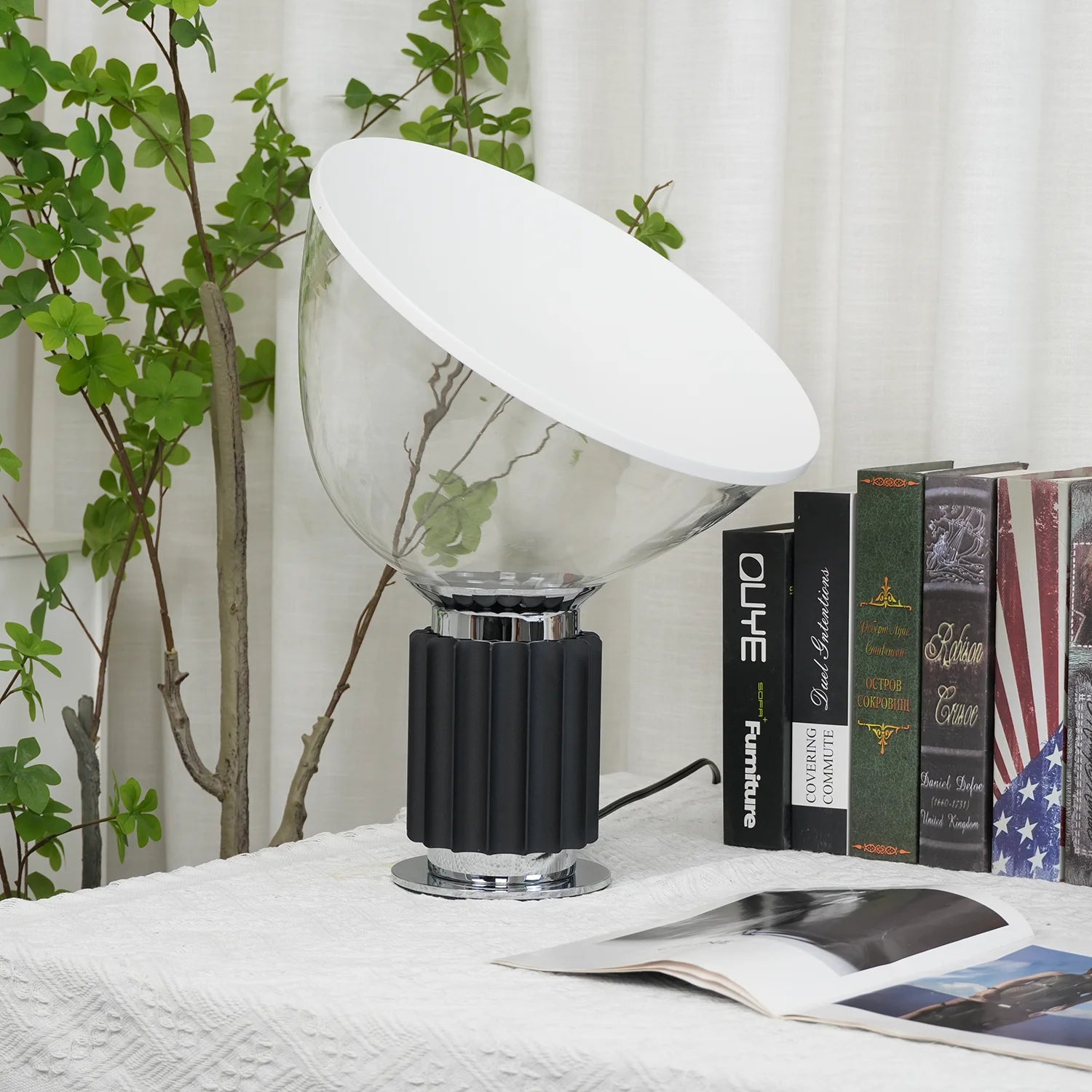 Taccia Glass Table Lamp - Nuvé