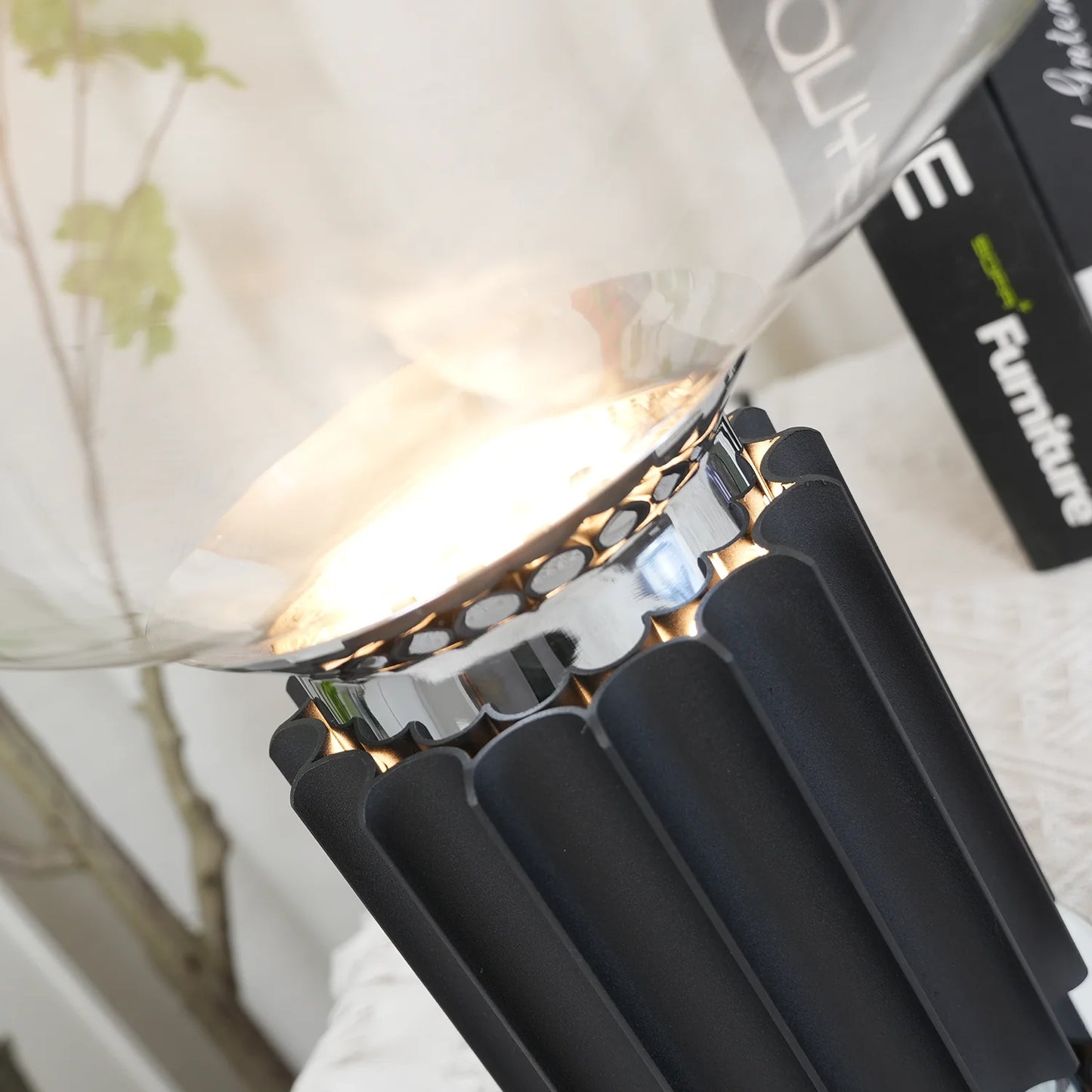 Taccia Glass Table Lamp - Nuvé