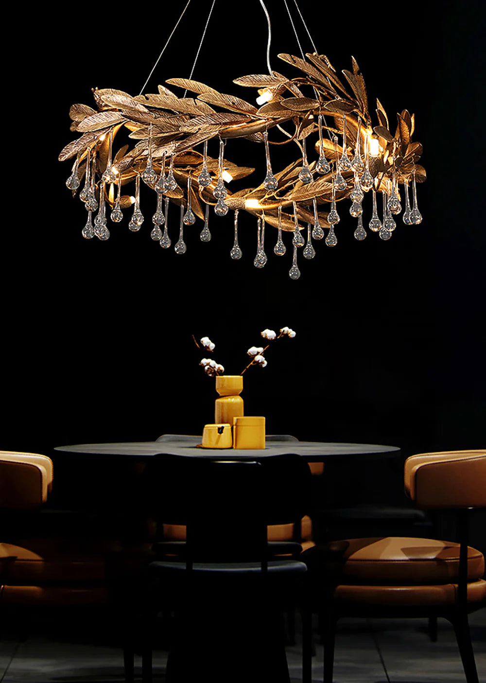 Teardrop Crystal Blade Chandelier - Nuvé