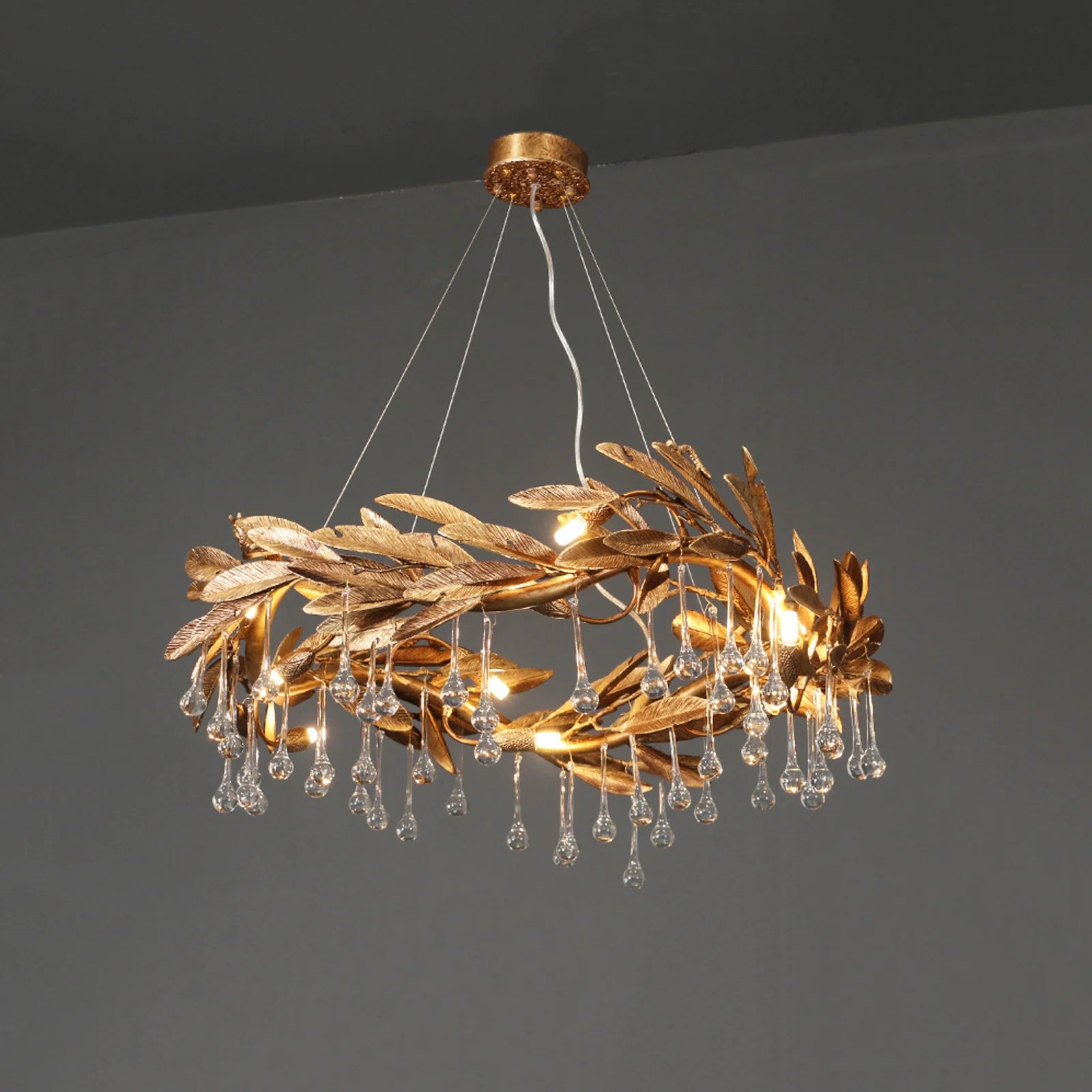 Teardrop Crystal Blade Chandelier - Nuvé