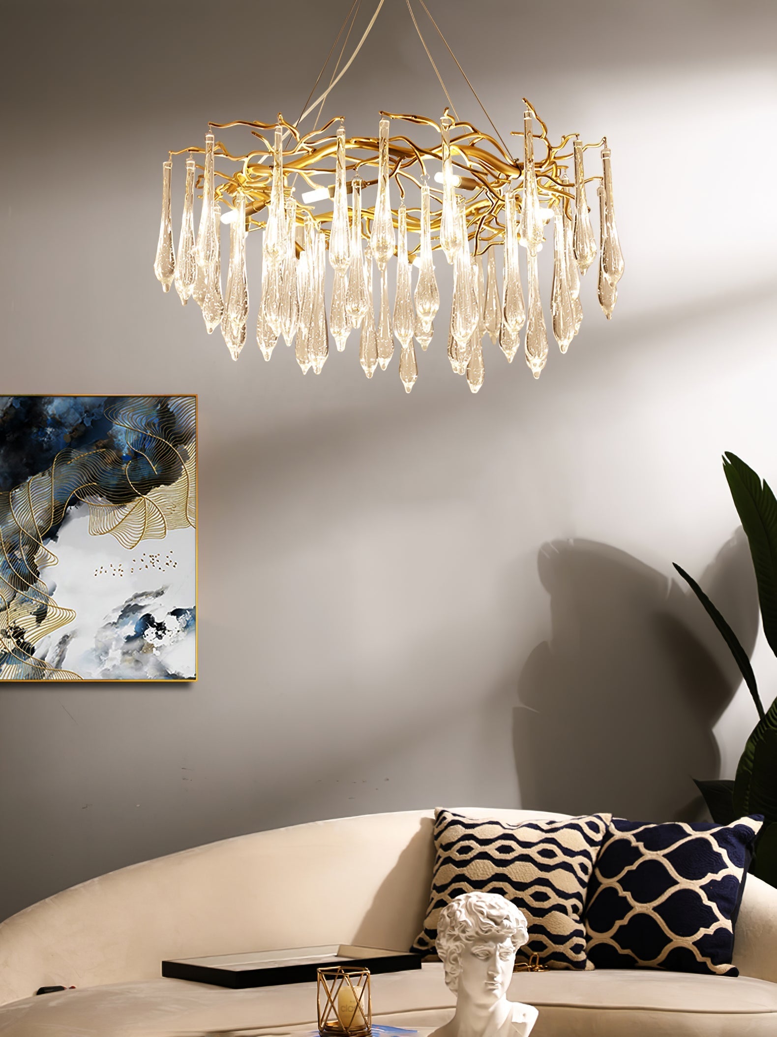 Teardrop Round Crystal Chandelier - Nuvé