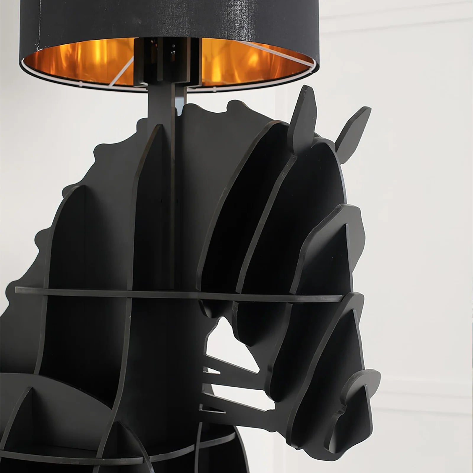 Tete Horse Stand Floor Lamp - Nuvé