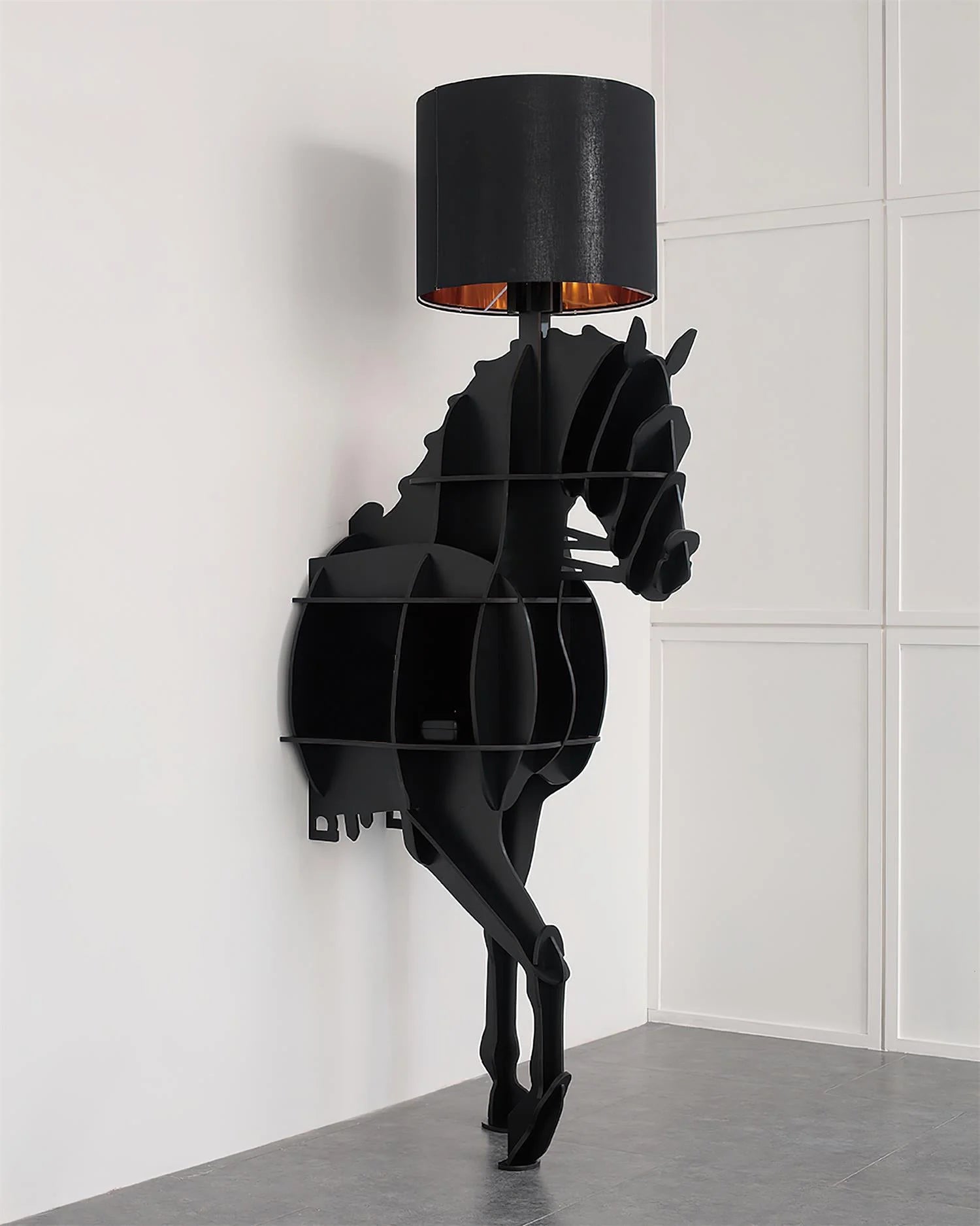 Tete Horse Stand Floor Lamp - Nuvé