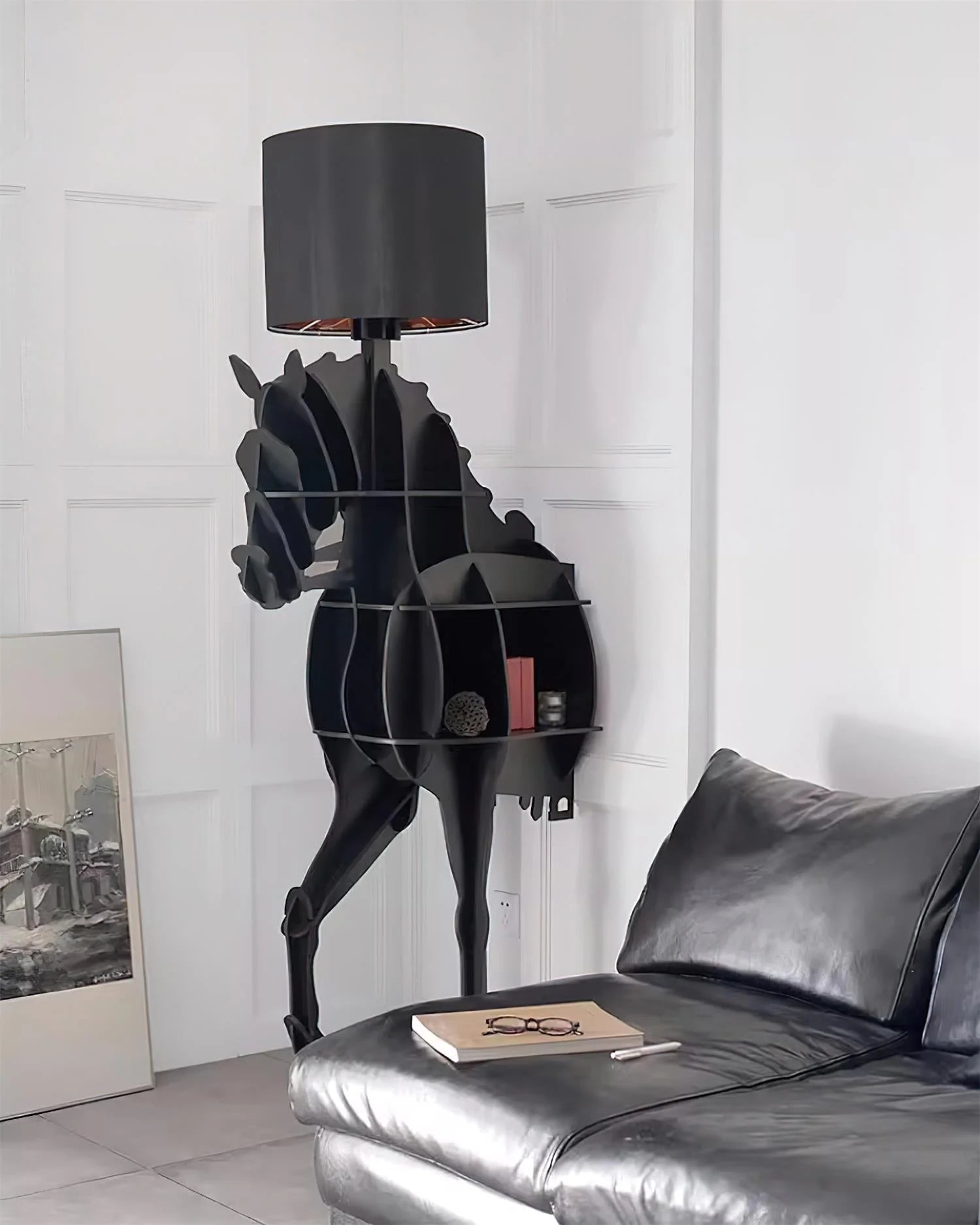 Tete Horse Stand Floor Lamp - Nuvé