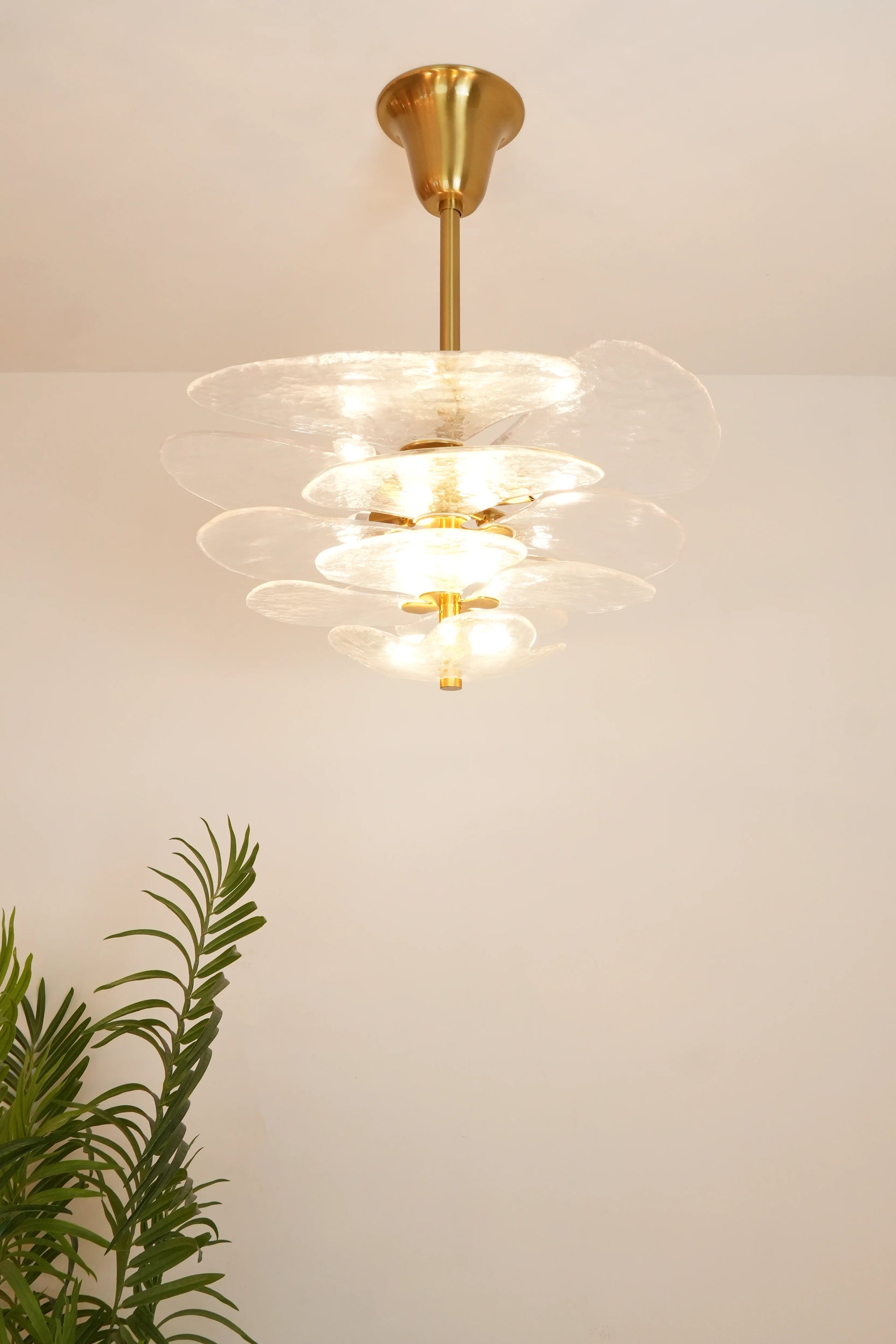 Leaf-Shaped White Textured Glass Chandelier - Nuvé