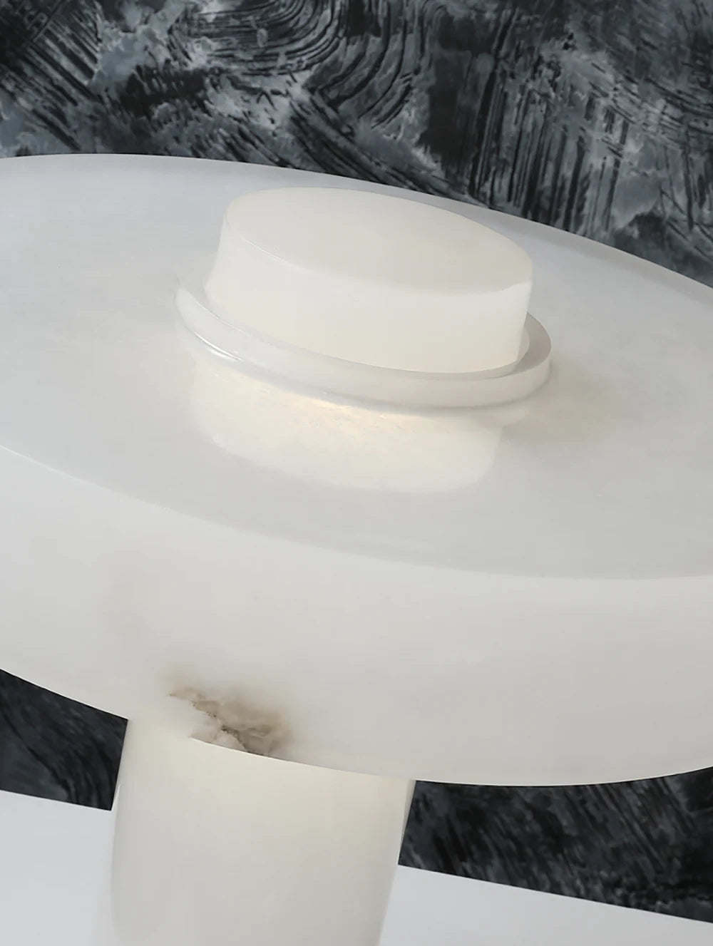 Tramonto Alabaster Table Lamp - Nuvé