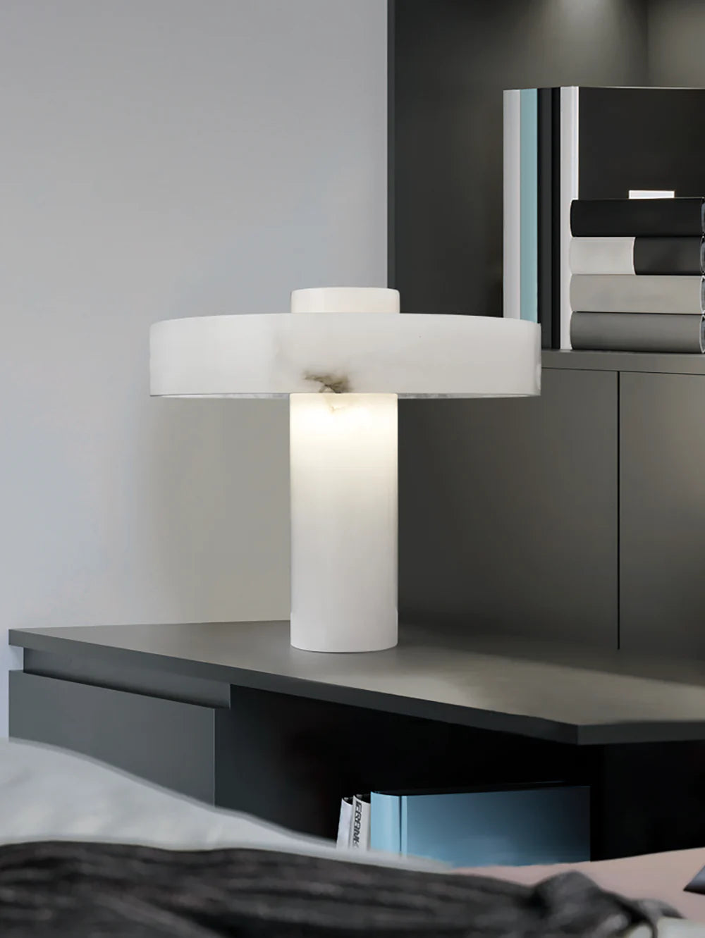 Tramonto Alabaster Table Lamp - Nuvé