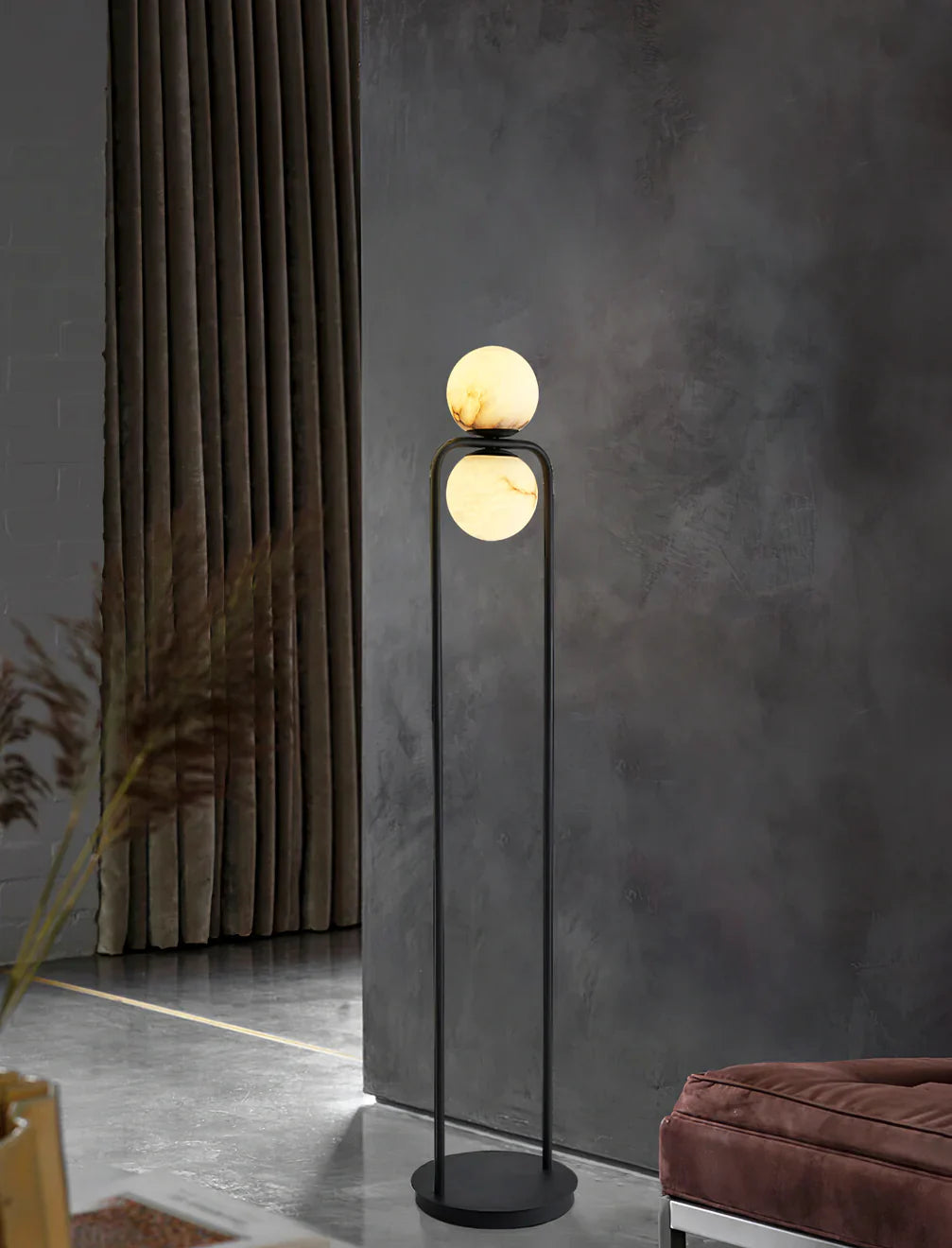 Alabaster Tribeca Black Floor Lamp - Nuvé