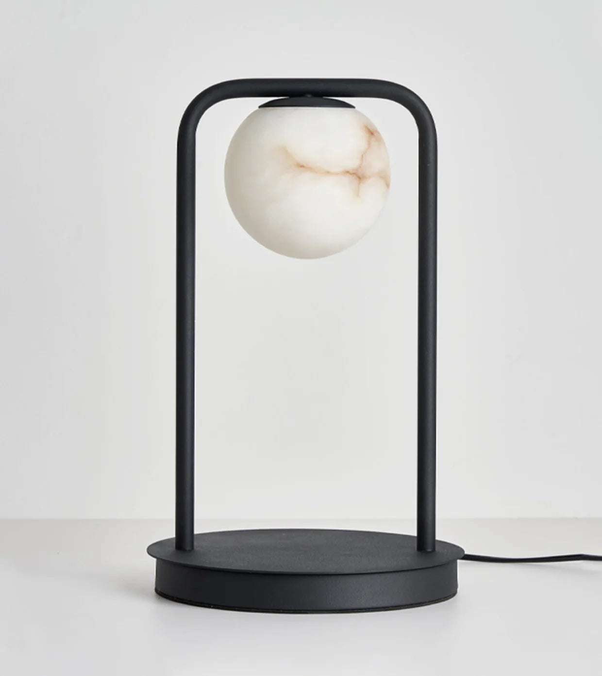 Alabaster Tribeca Black Table Lamp - Nuvé