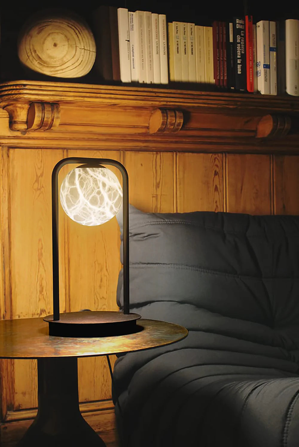 Alabaster Tribeca Black Table Lamp - Nuvé