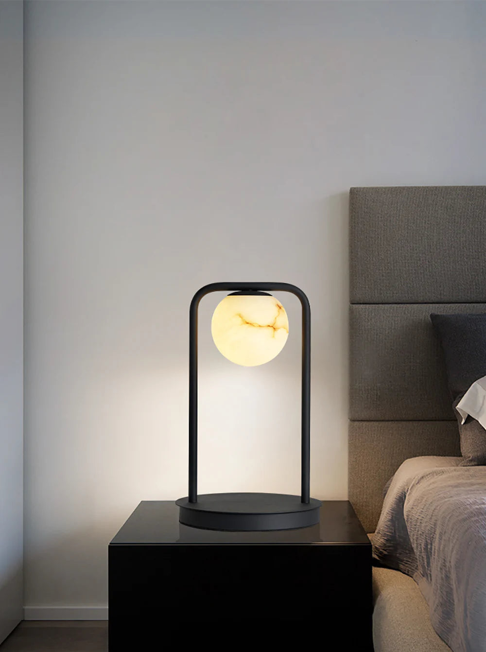 Alabaster Tribeca Black Table Lamp - Nuvé