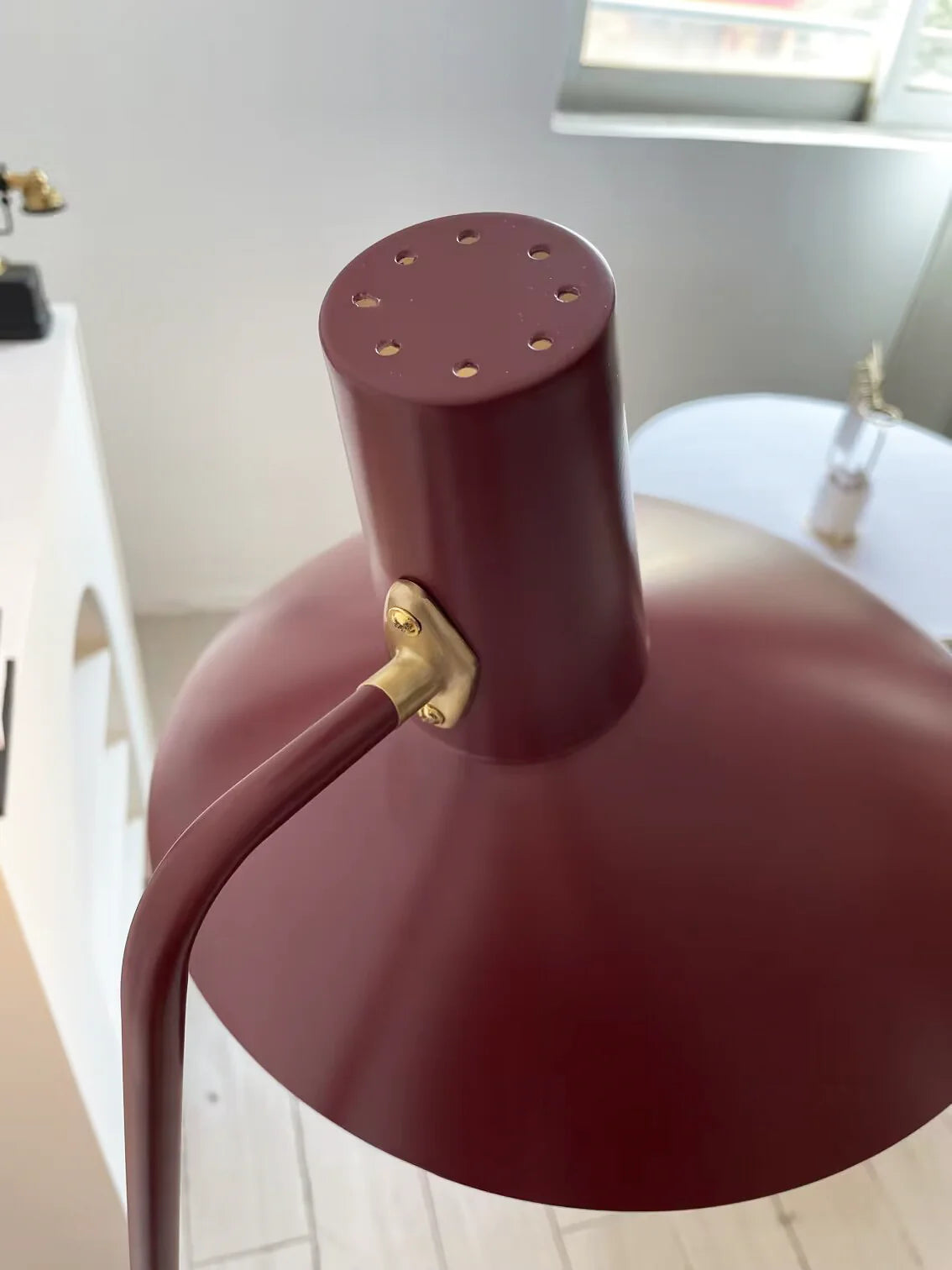 Tripod HM8 Floor Lamp - Nuvé
