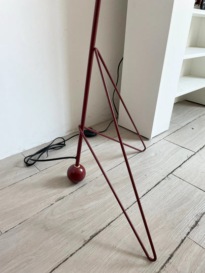 Tripod HM8 Floor Lamp - Nuvé