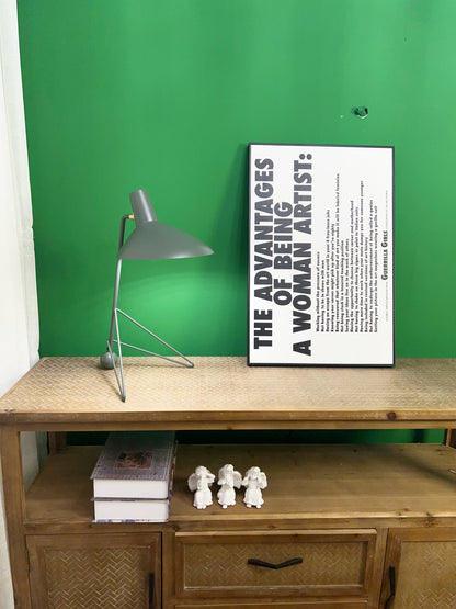 Tripod HM9 Simple Table Lamp - Nuvé