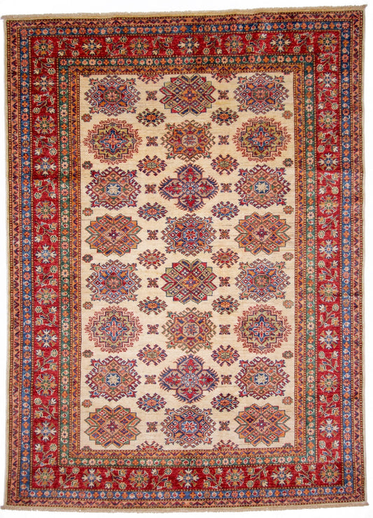 Super Kazak (5'07"x7'09") ivory/red - Nuvé