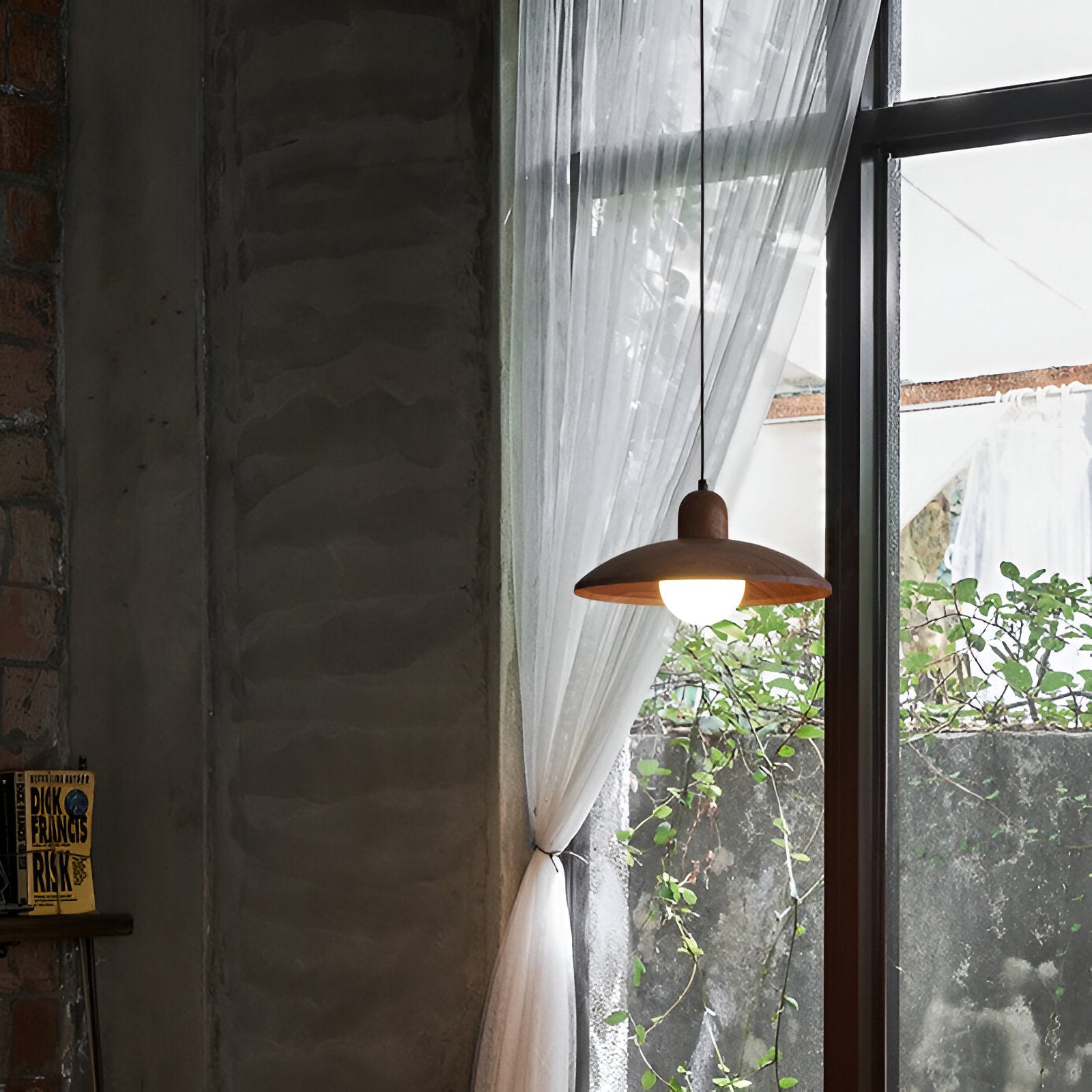 Valencia Pendant Light - Nuvé