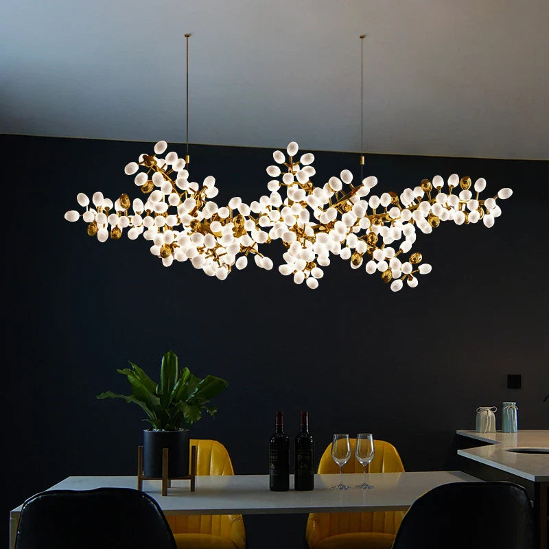 Valiant Chandelier, Horizontal - Nuvé