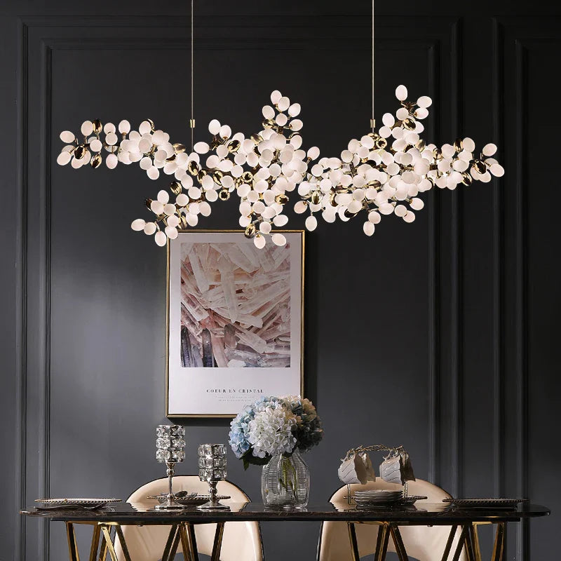 Valiant Chandelier, Horizontal - Nuvé