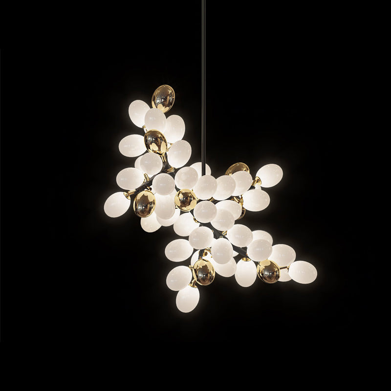 Valiant Chandelier, Horizontal - Nuvé