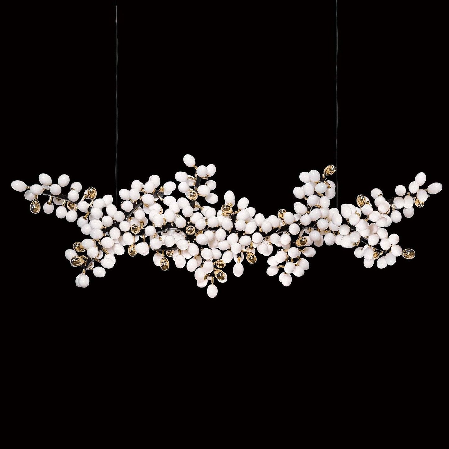 Valiant Chandelier, Horizontal - Nuvé