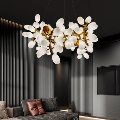 Valiant Chandelier, Horizontal - Nuvé