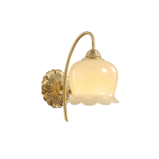 Valley Flower Brass Wall Lamp - Nuvé