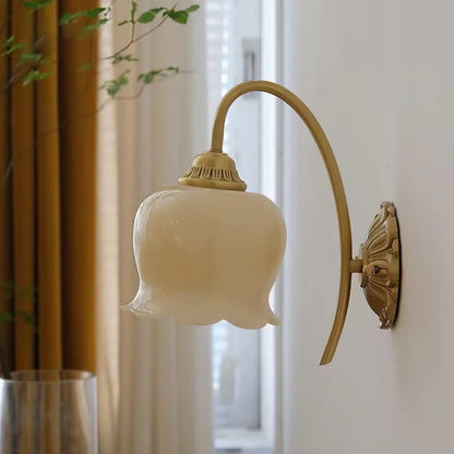 Valley Flower Brass Wall Lamp