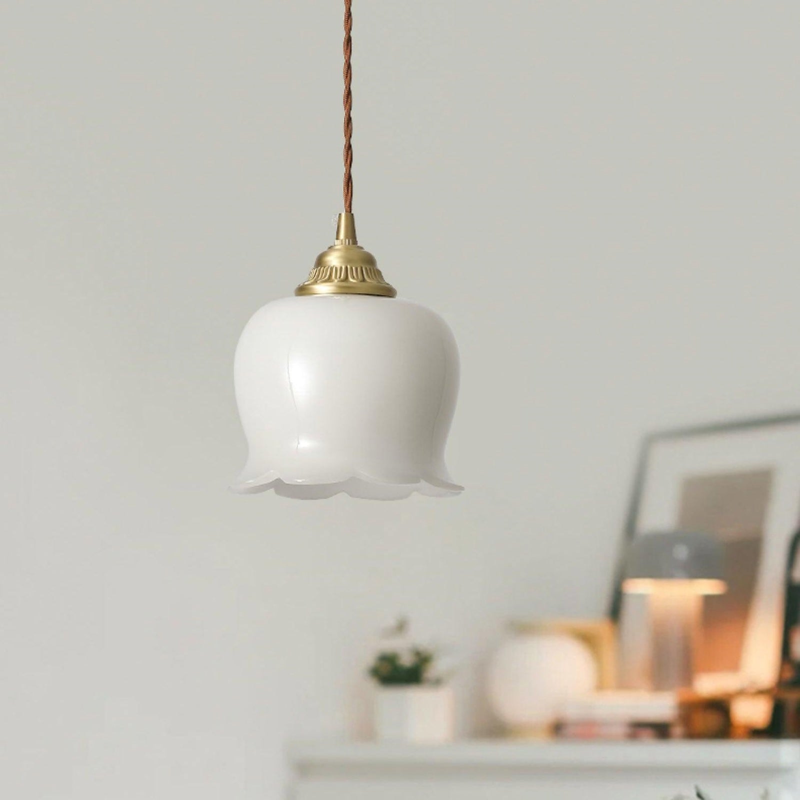 Valley Flower Pendant Lamp - Nuvé
