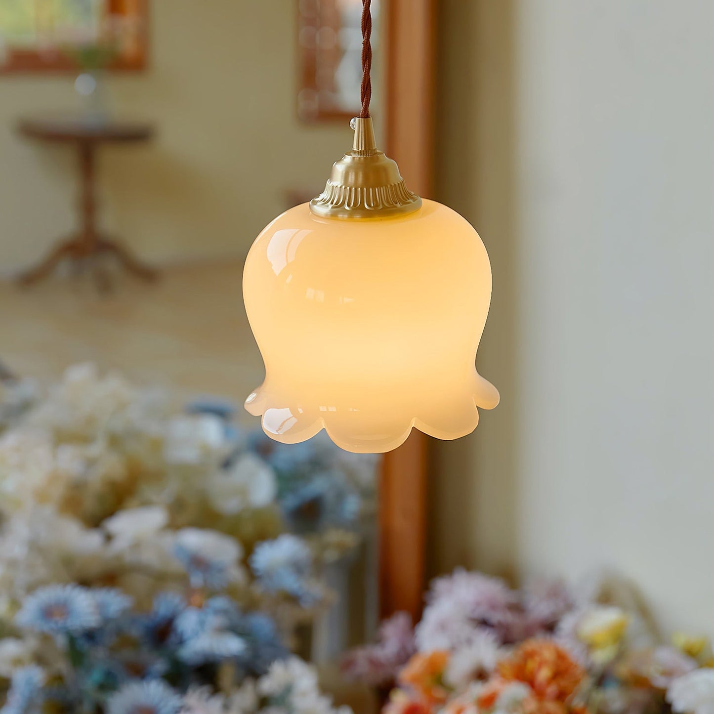 Valley Flower Pendant Lamp - Nuvé